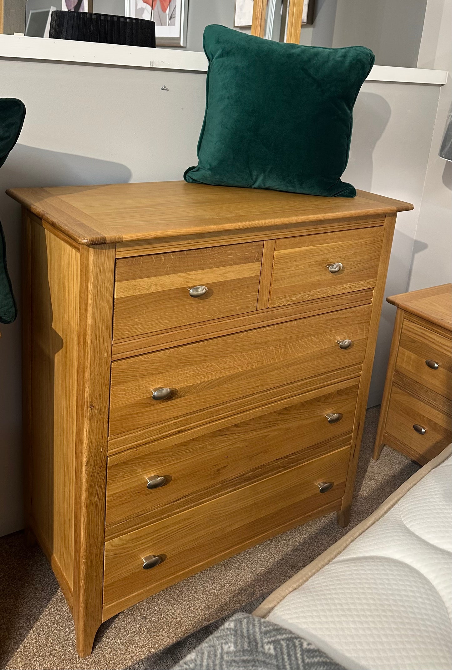 Logan Oak Chest Of Drawers