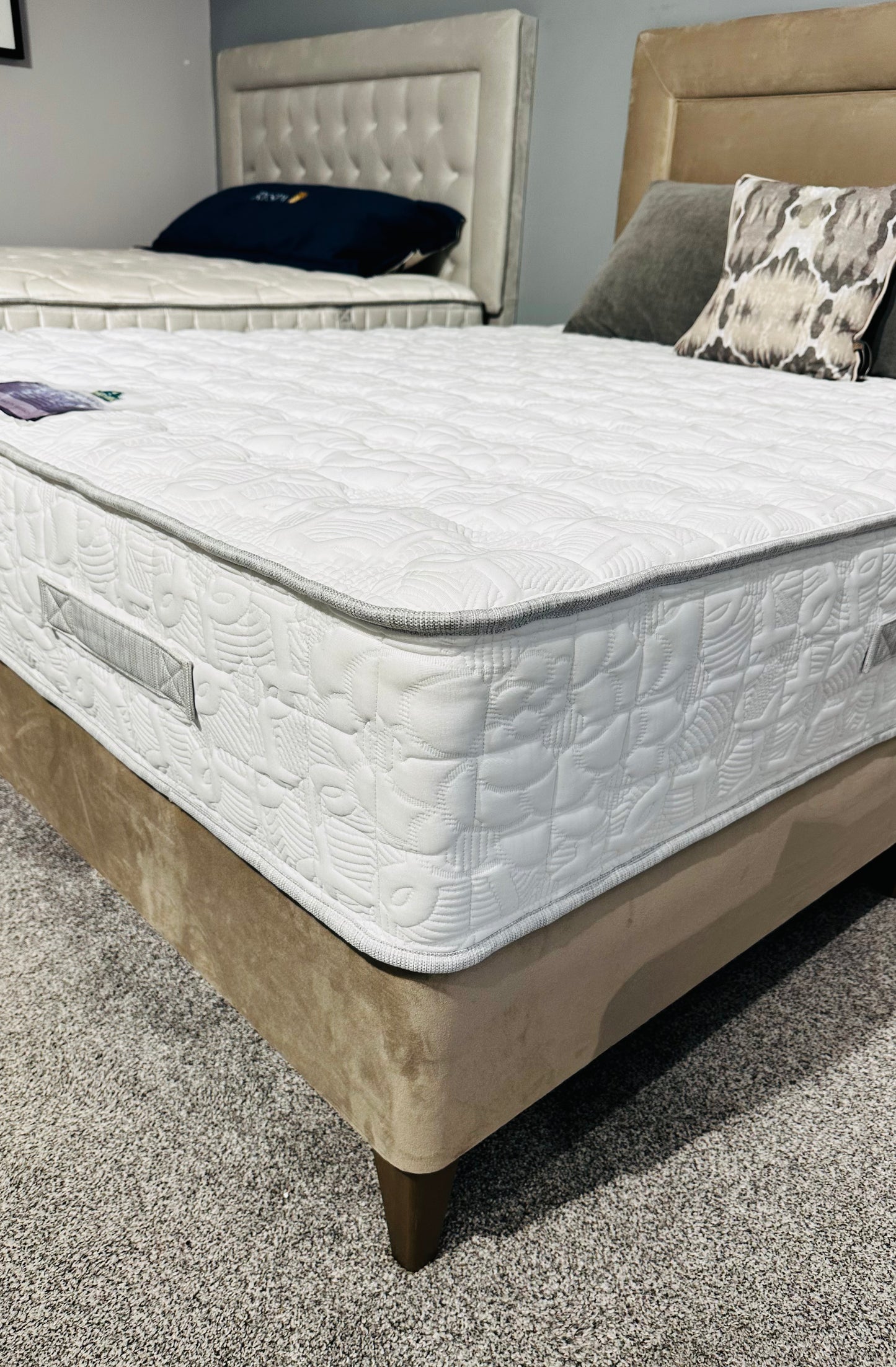 Briody Elite Pocket 1800 Super King Mattress