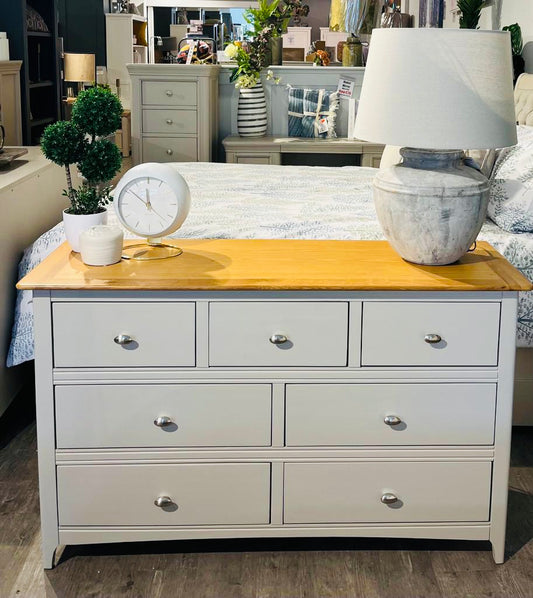 Logan wide chest of drawers