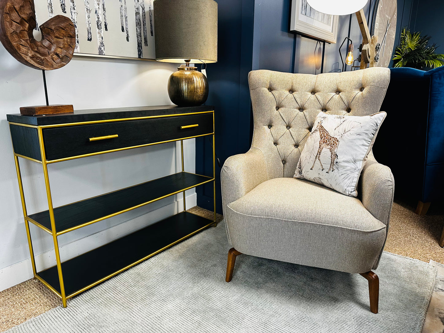 Suzy Buttoned Back Chair