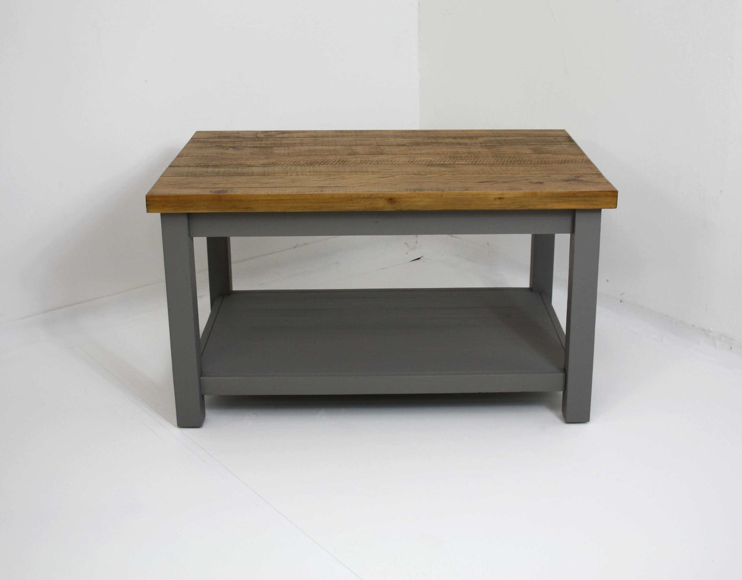 Deanland Coffee table