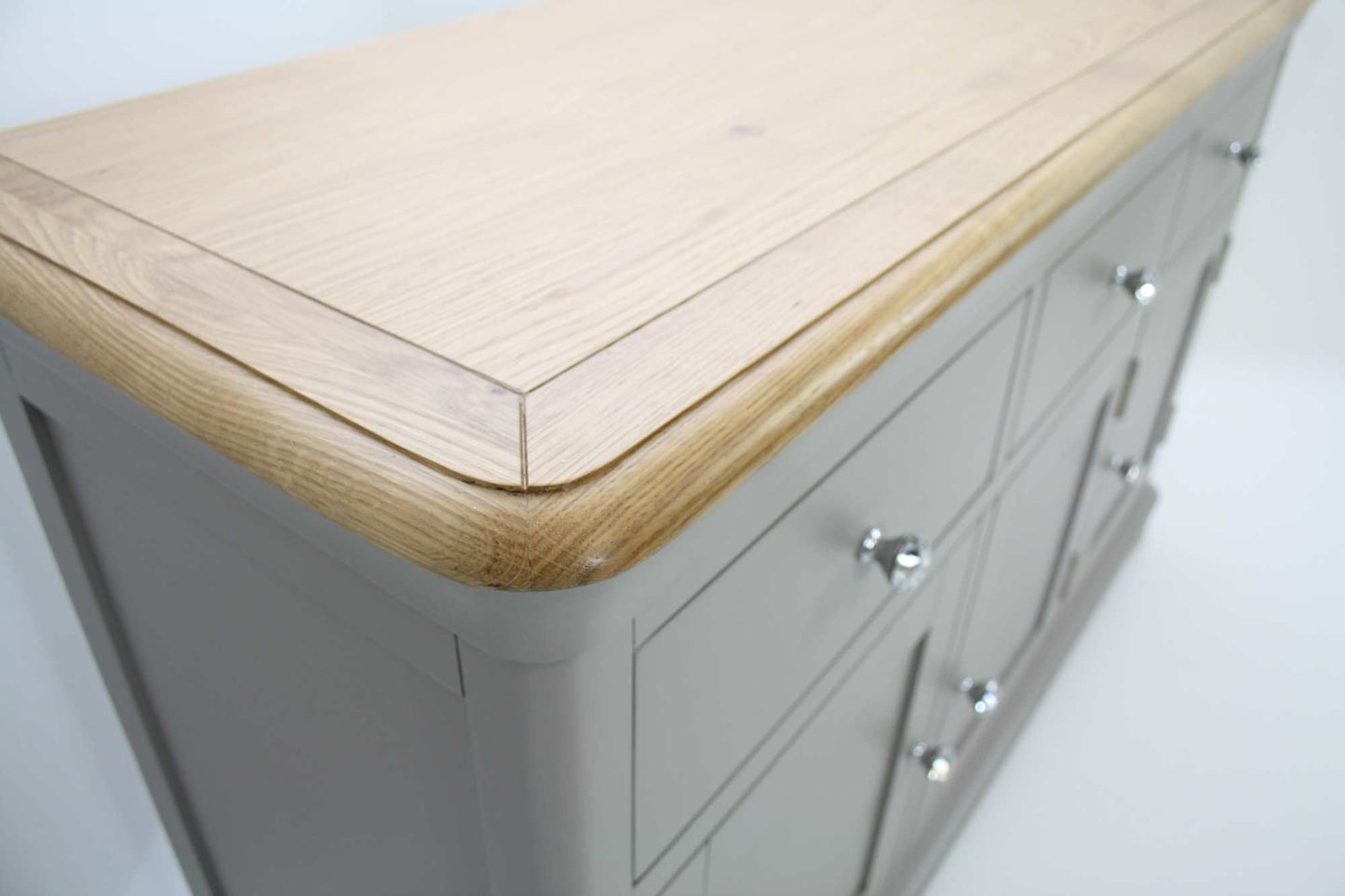 Bordeaux 7 Drawer Chest