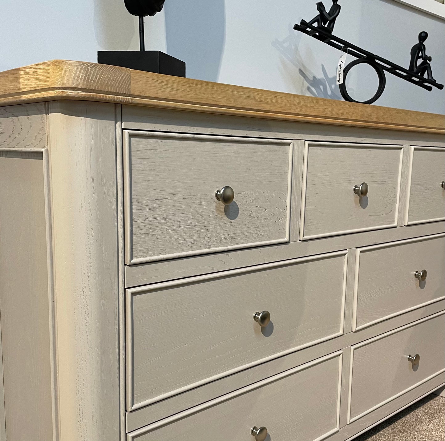 Cornwall 7 Drawer Chest