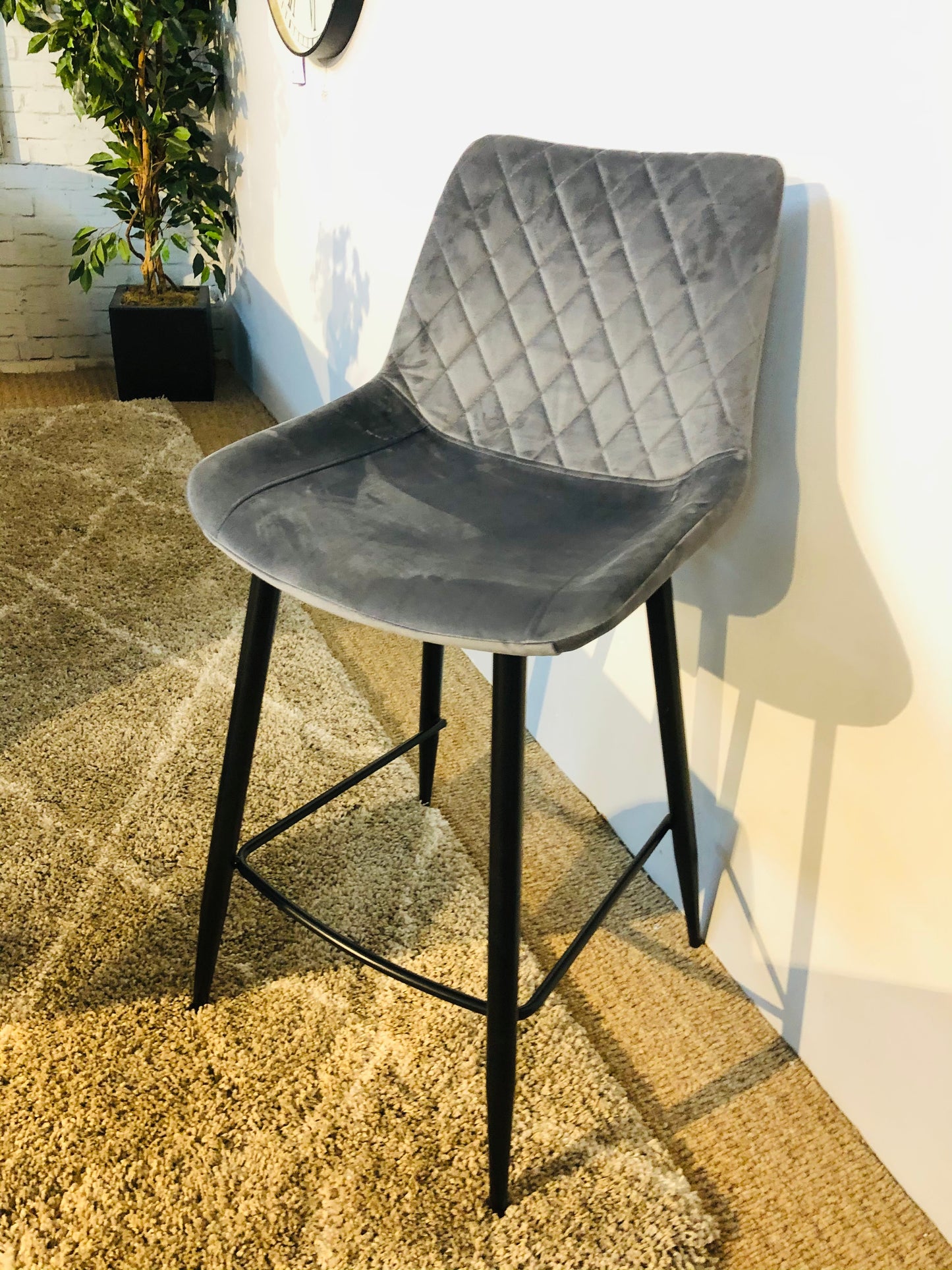 Hanley grey bar stool
