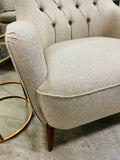 Suzy Buttoned Back Chair