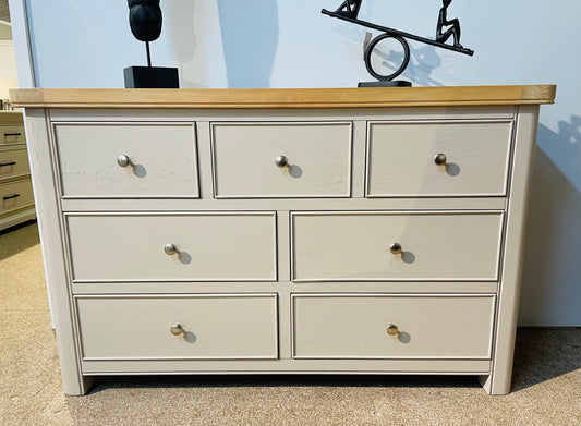 Cornwall 7 Drawer Chest