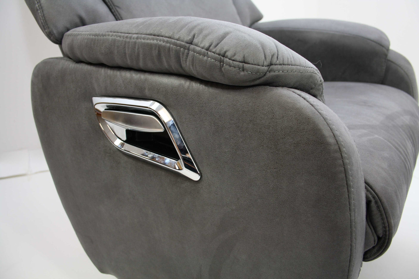 Relax Chair & Stool