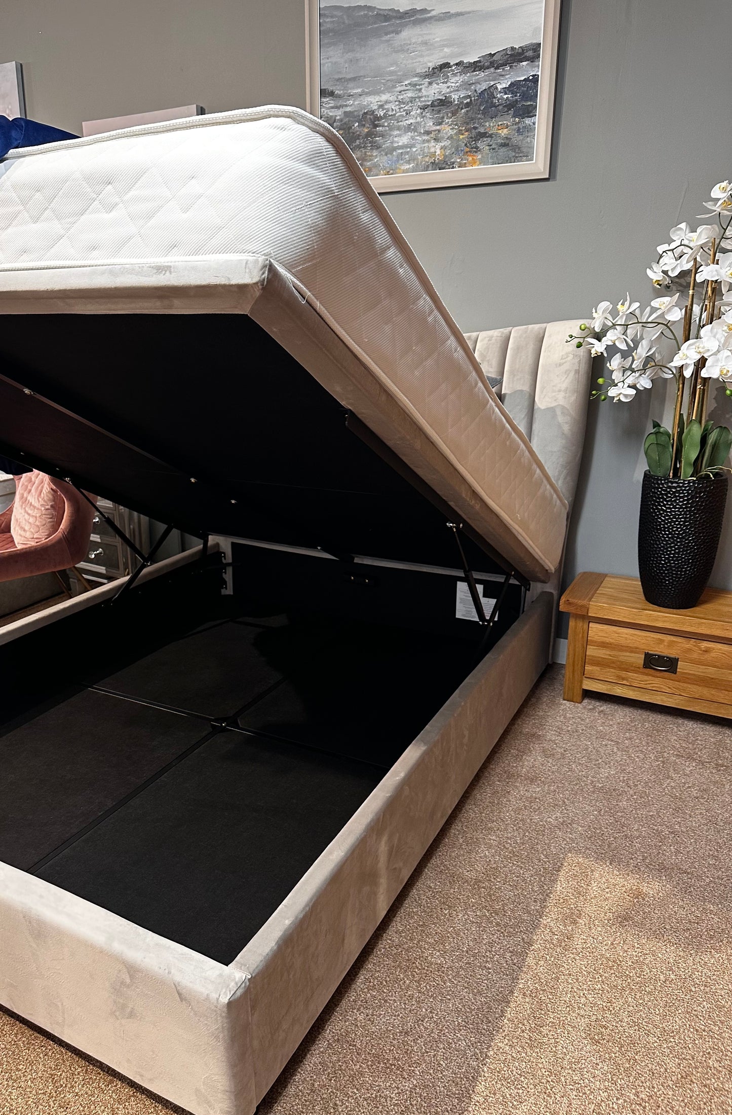 Charlotte Fabric Ottoman bed