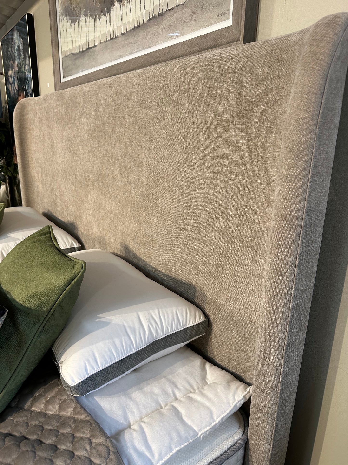 Doonmór Fabric Bed Collection
