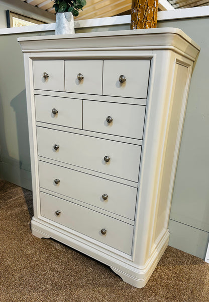 Milan 8 Chest of Drawers