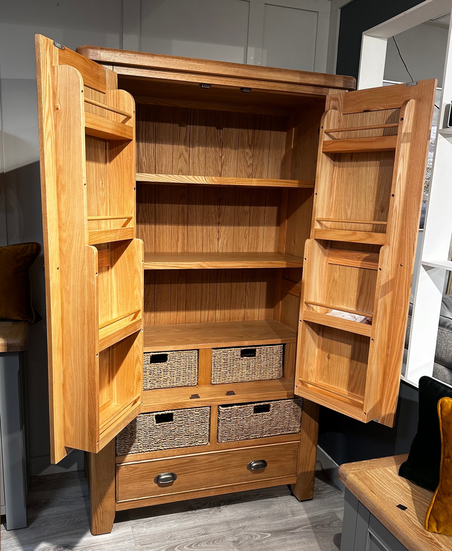 Stamford Oak Larder Unit