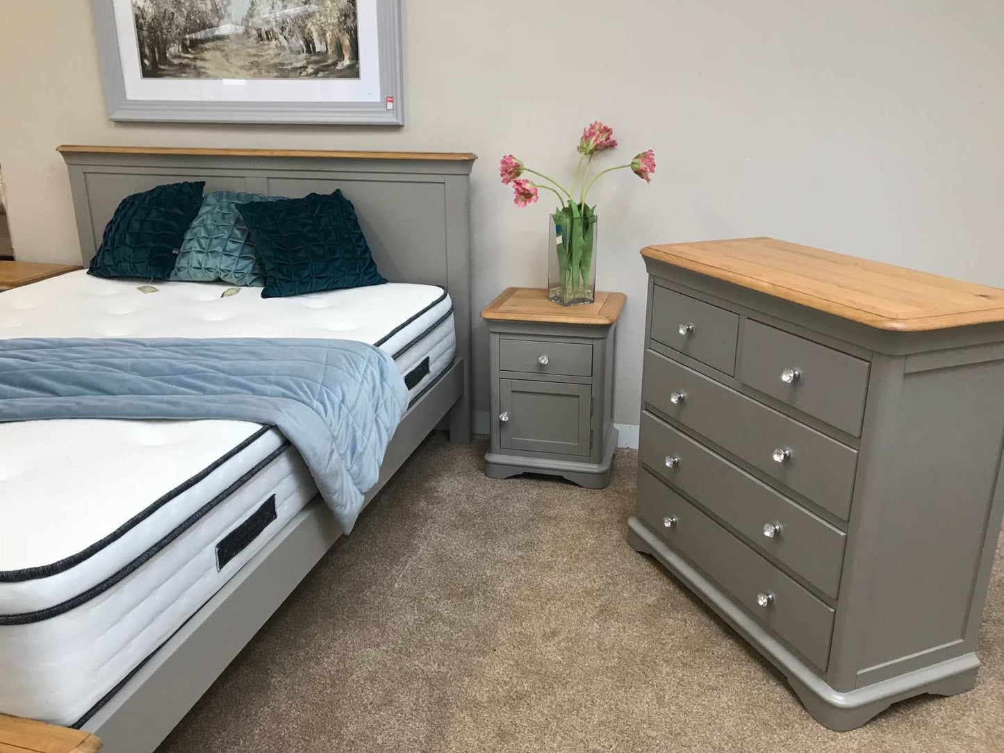 Bordeaux 2 over 3 chest of Drawers