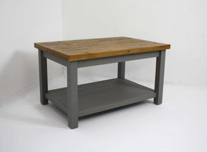 Deanland Coffee table