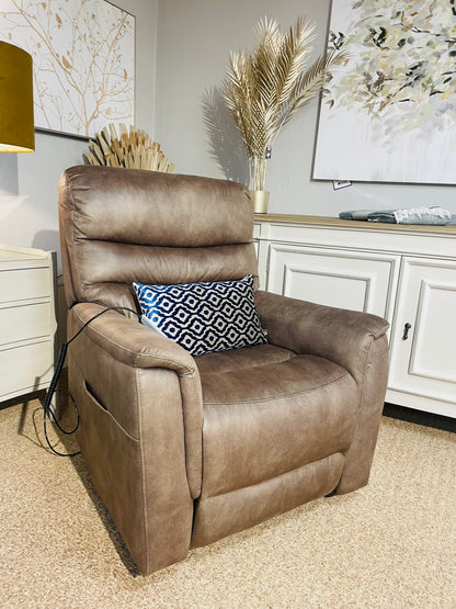Edward powered Lift and rise chair