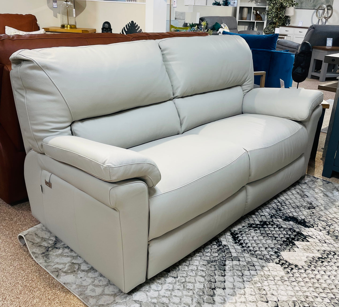 New Trend Douglas sofa