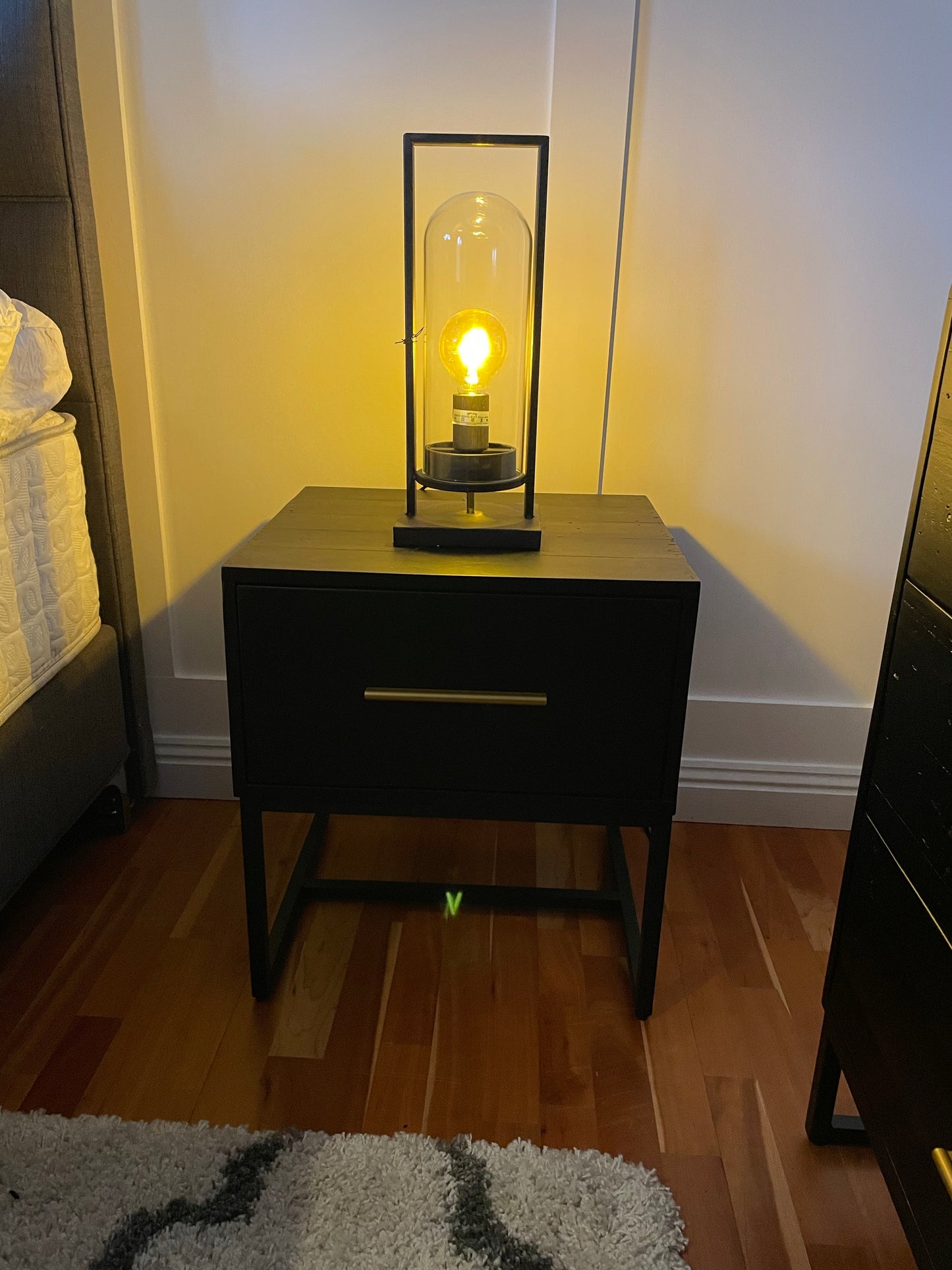 Leon Side Table