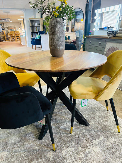 Mango Round Dining Table
