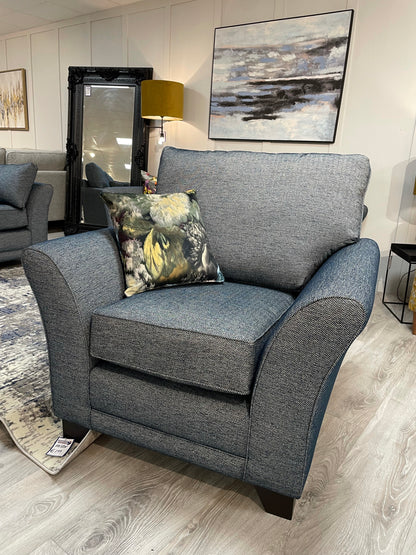 Shannon sofa collection