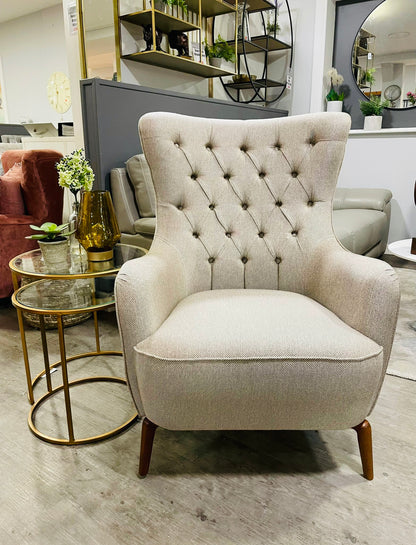 Suzy Buttoned Back Chair