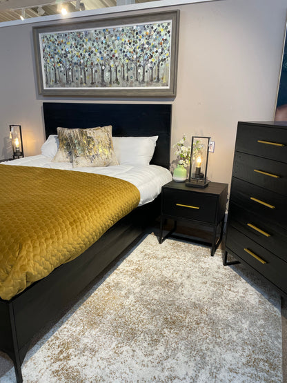 Leon Side Table