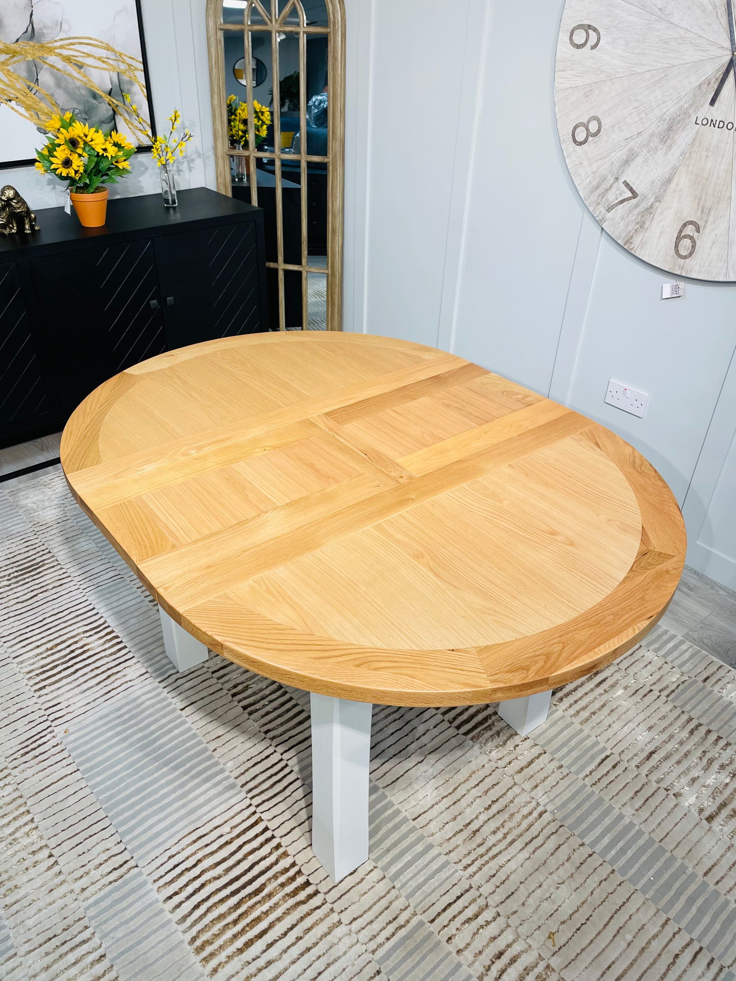 Ashley round extending table