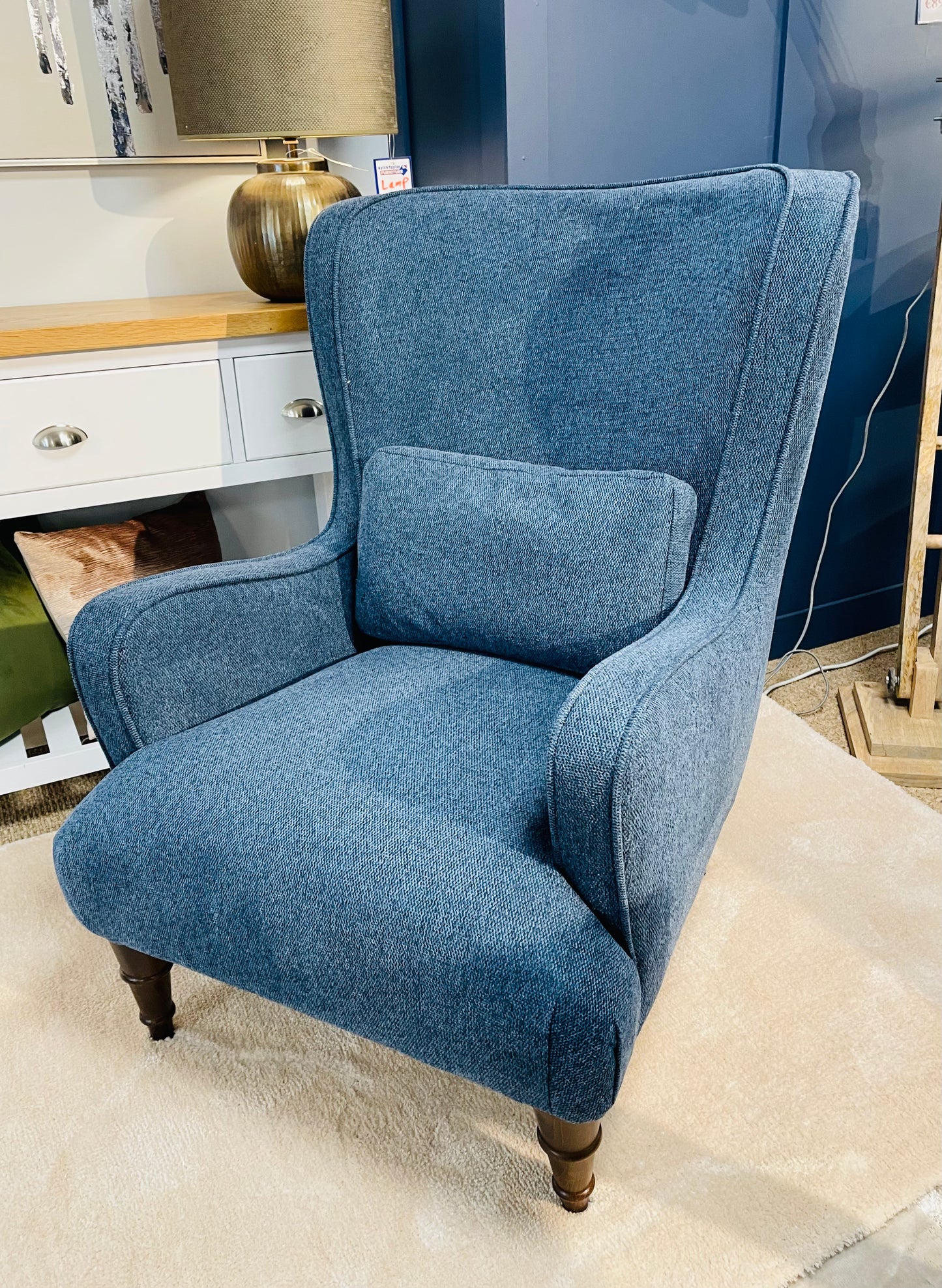Harriet blue Accent Chair