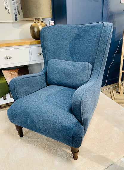 Harriet blue Accent Chair