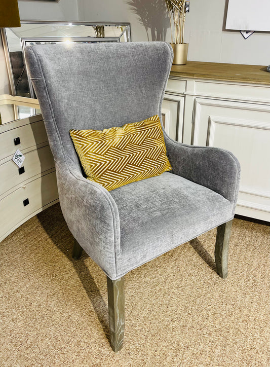 Hunter chair