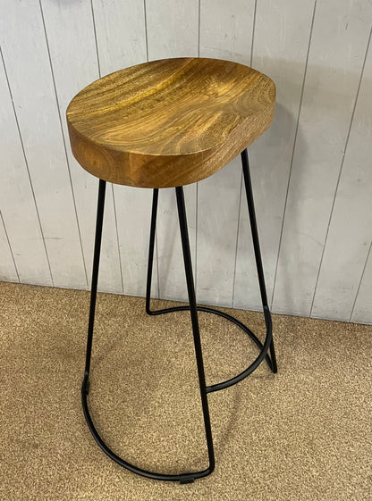 Iona bar stool