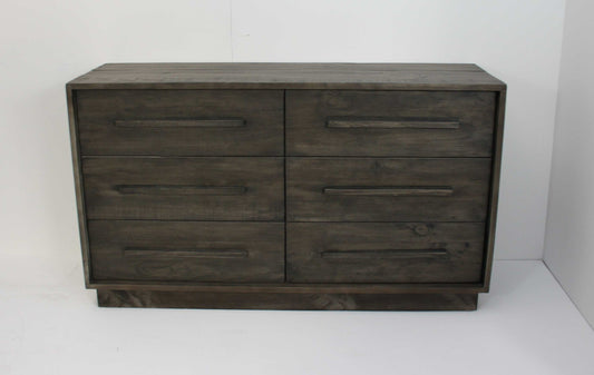 Manor Rustic Wide Chest